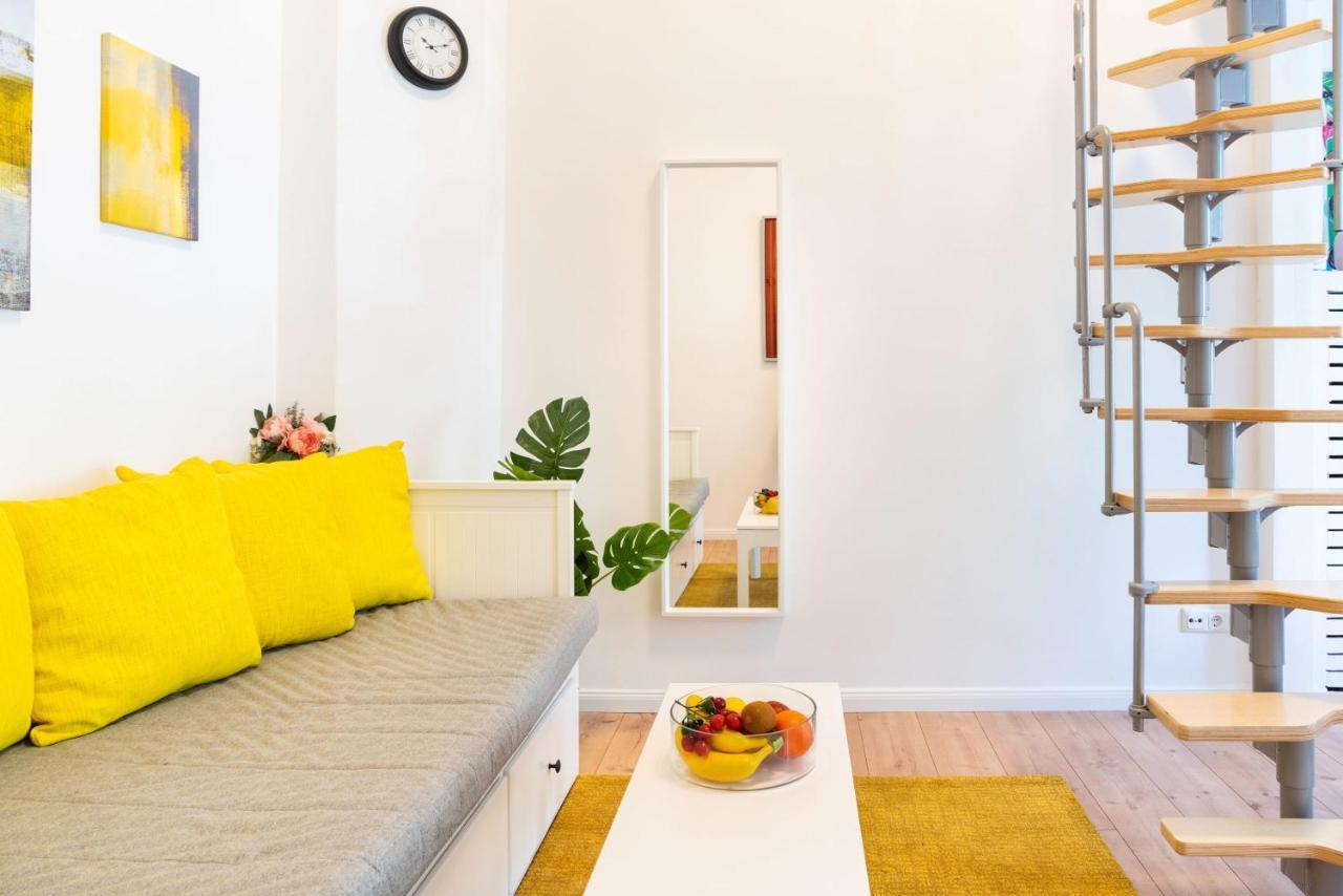 Spacious Loft Style Apartment In Berlin Willmersdorf Exteriör bild