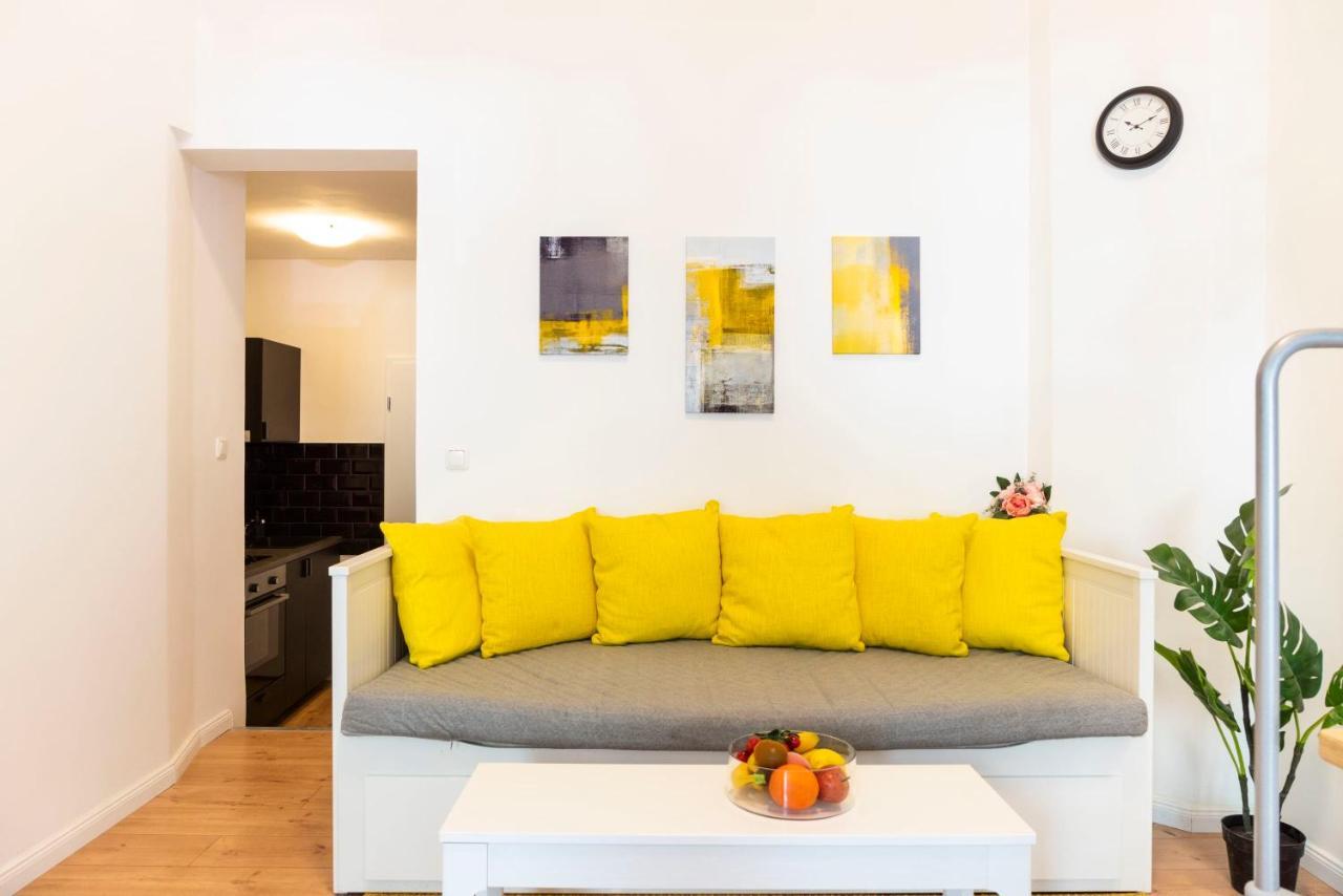Spacious Loft Style Apartment In Berlin Willmersdorf Exteriör bild