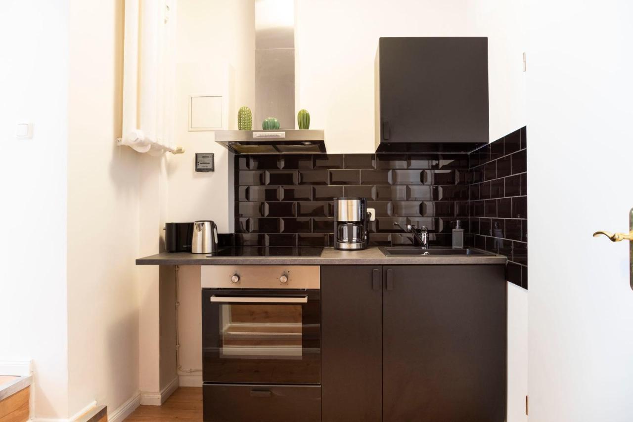 Spacious Loft Style Apartment In Berlin Willmersdorf Exteriör bild